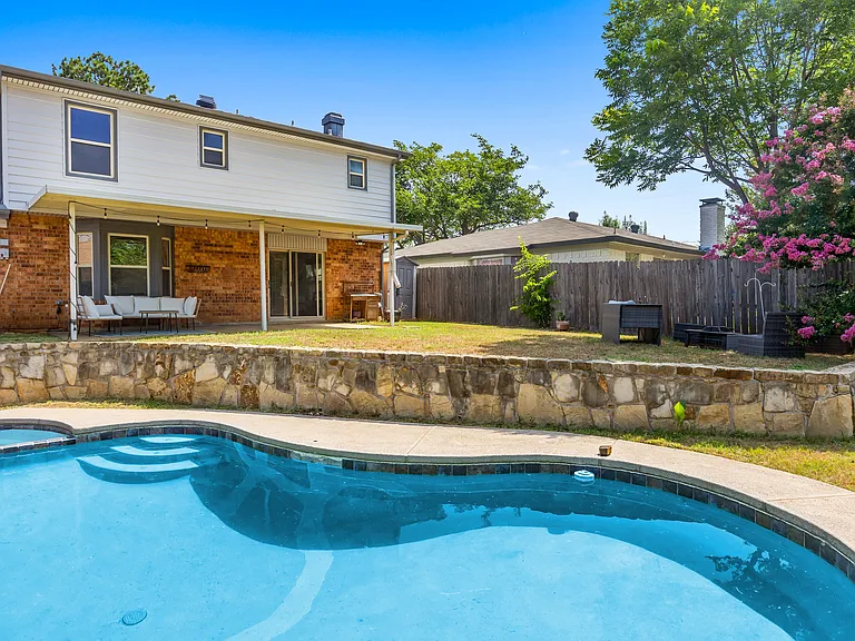 901 Rockwall Dr — Photo 4