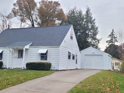 1715 Southeast Dr, South Bend, IN, 46614