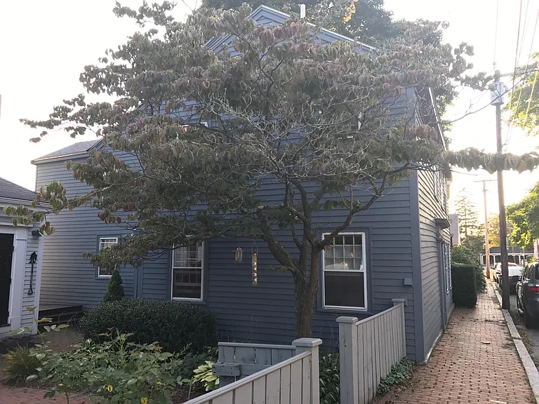 View of house outside.