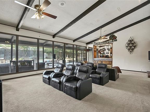 3rd image of 1509 Colony Dr