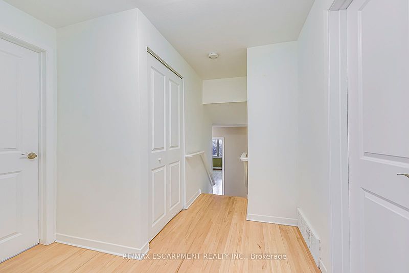 Burlington House for rent - 3 Bedrooms — photo 15