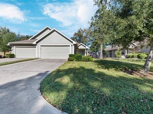 26 Greenwich Pl, Conroe, TX 77384