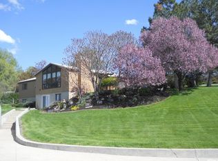 605 Park Dr, Hyrum, UT 84319