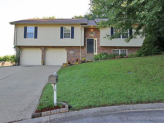 2nd image of 2856 Cuesta Dr