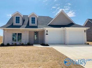 3013 Lisa Ln, Decatur, AL 35603