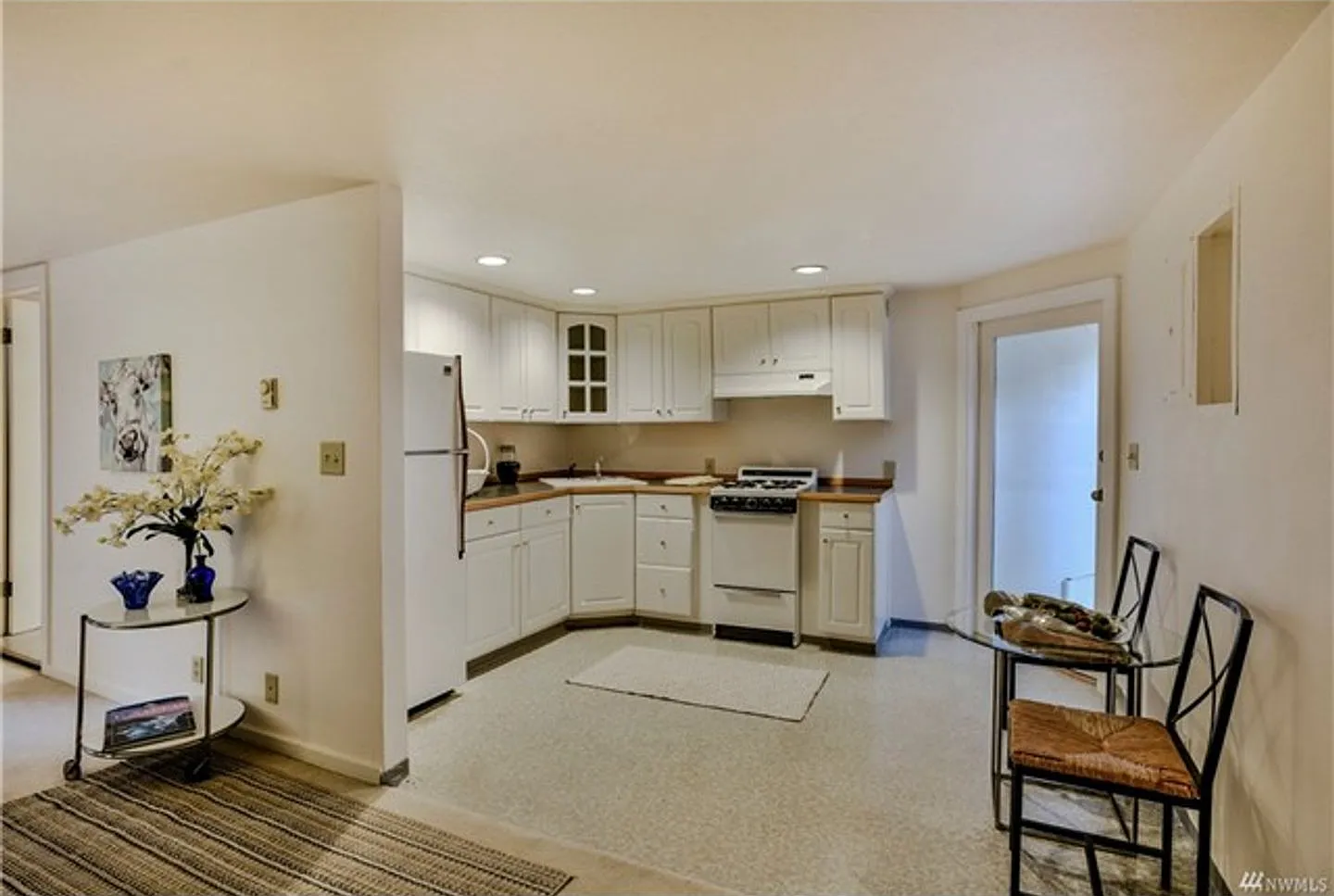 4022 59th Avenue SW - Woo — Photo 3
