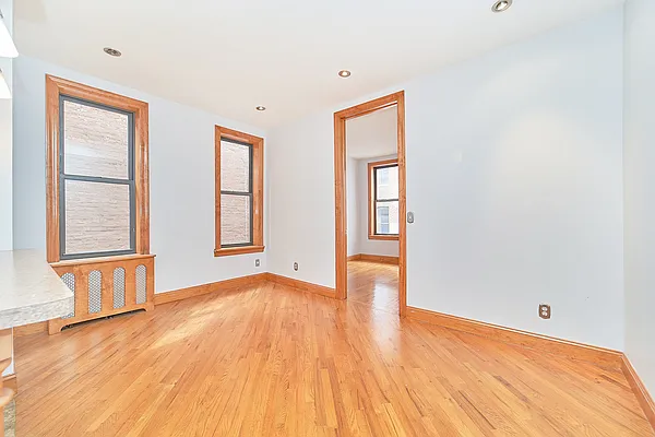 Rented by Living New York | media 9