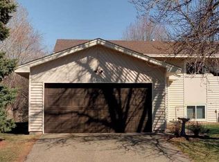 4562 Horizon Cir, Eagan, MN 55123