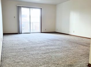 Ellwood View, Dekalb, IL 60115