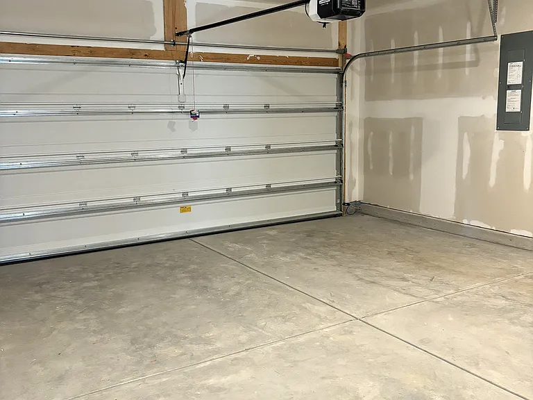 100 Kelsey Ct — Photo 22