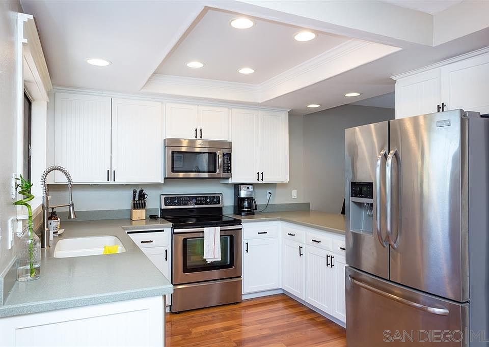 1st image of 625 S Fig St APT 6