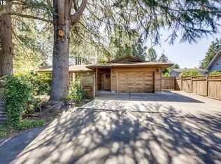 1053 NW Jackson St, Hillsboro, OR