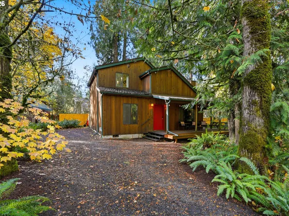 65582 Timberline Dr E, Rhododendron, OR 97049
