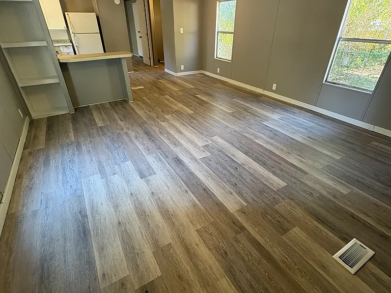5730 Hodges Dr #10 — Photo 2