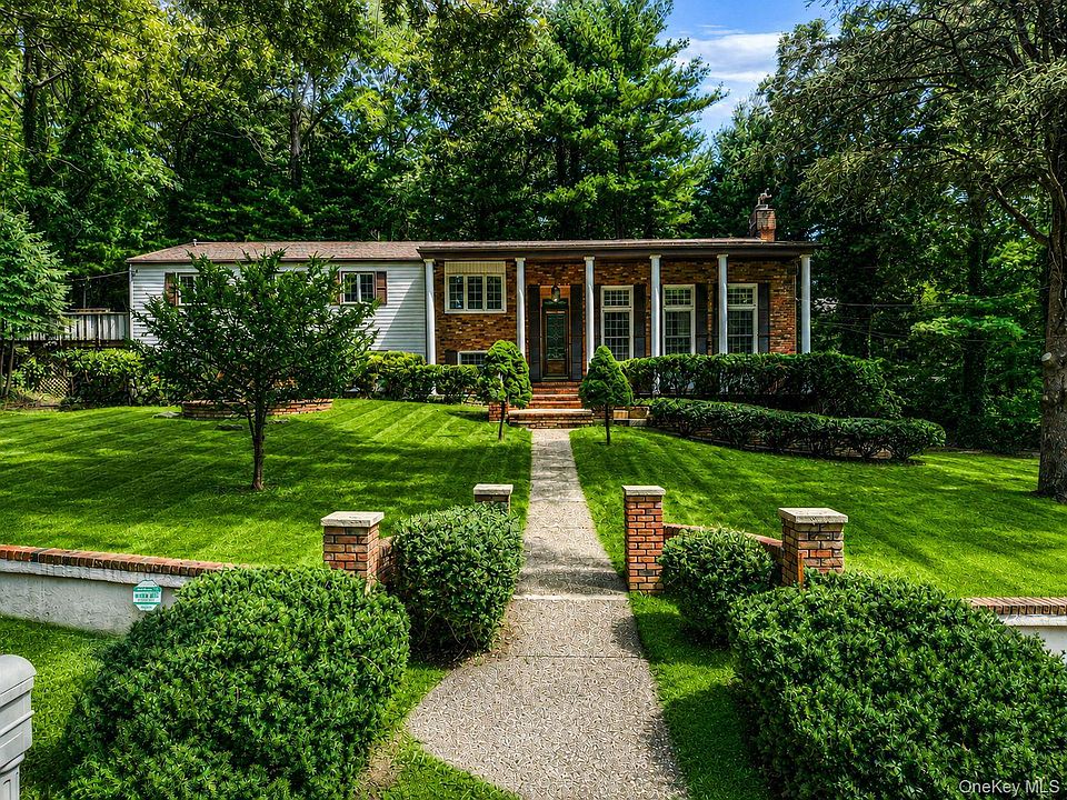 1st image of 23 Colonial Drive