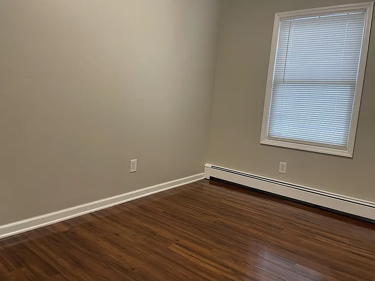 62 Broughton Ave #2 — Photo 7