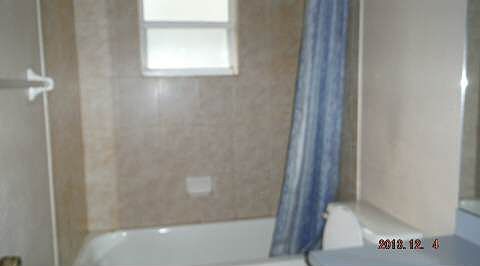 4th image of 3227 King Dr