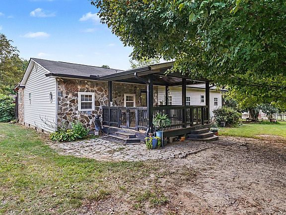 2nd image of 6838 Smithwood Rd
