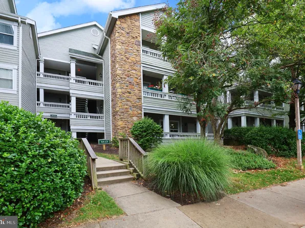 4413 Fair Stone Dr APT 302, Fairfax, VA 22033