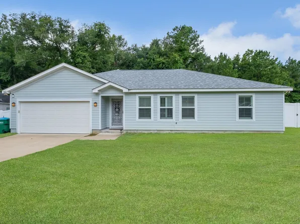 765 Rustling Pines Blvd, Midway, FL 32343