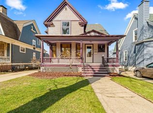 1416 College Ave, Racine, WI 53403