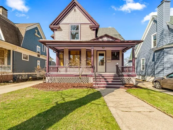 1416 College AVENUE, Racine, WI 53403