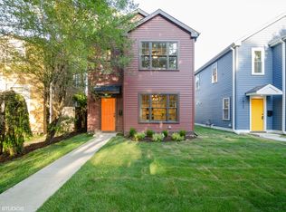 1815 Laurel Ave, Evanston, IL 60201