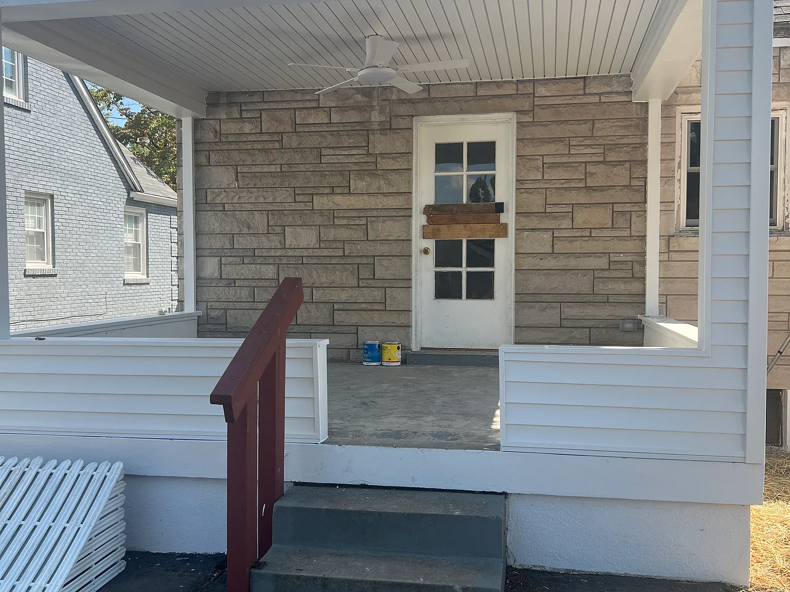 4 bed, 1360 sqft, $3,000 — Photo 2