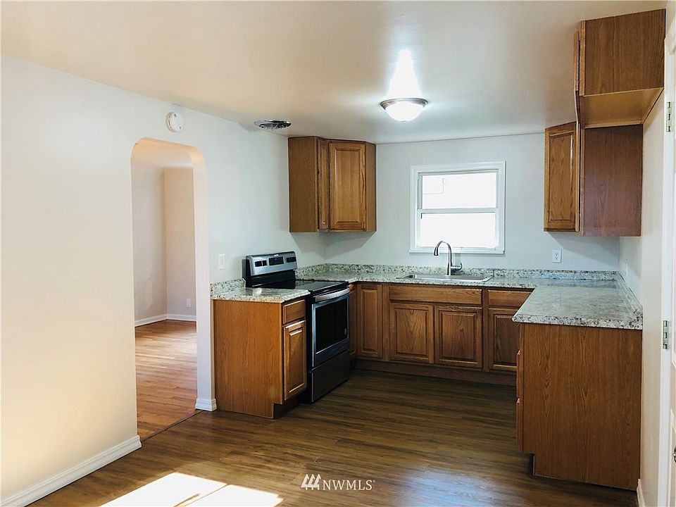 2nd image of 7102 Wetmore Avenue