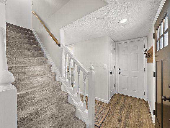 4th image of 3921 Antrim Rd