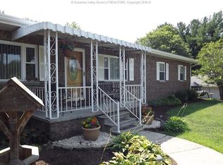 7806 Sissonville Dr, Charleston, WV 25320