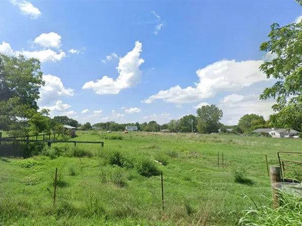 513 N Byers Ave #3, Gentry, AR 72734