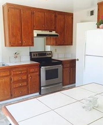 3rd image of 470 Meadow Dale Ct