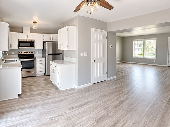 4th image of 2540 Dickerson Rd #10