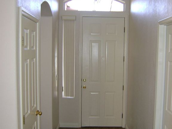 3rd image of 2817 Anteres St