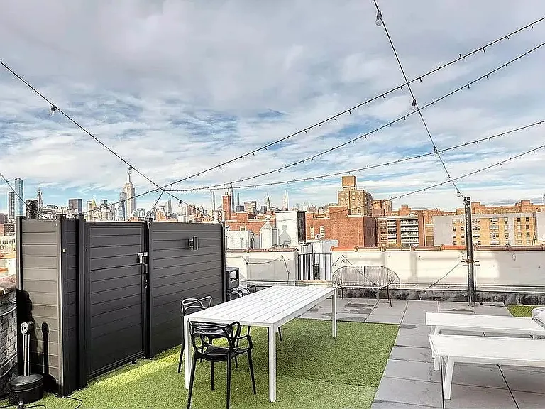 371 E 10th St #1B — Photo 11
