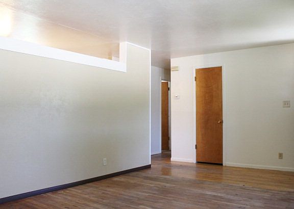 2nd image of 751 Westhill Ave