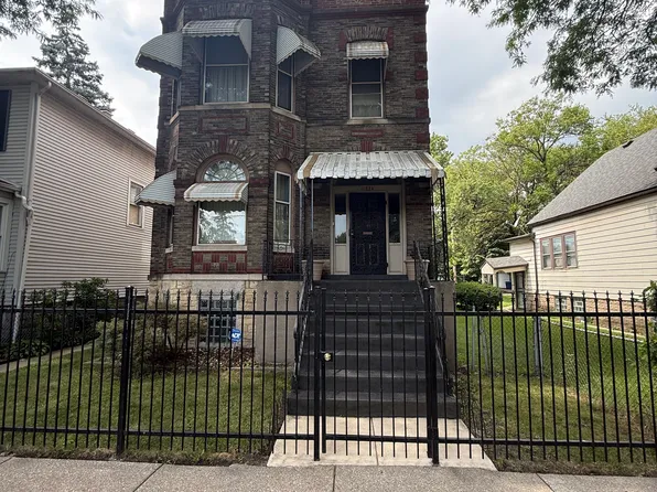 11824 S Stewart Ave #1, Chicago, IL 60628