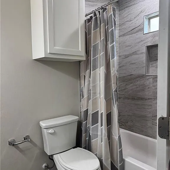 1309 Alta Vista Dr #3 — Photo 10