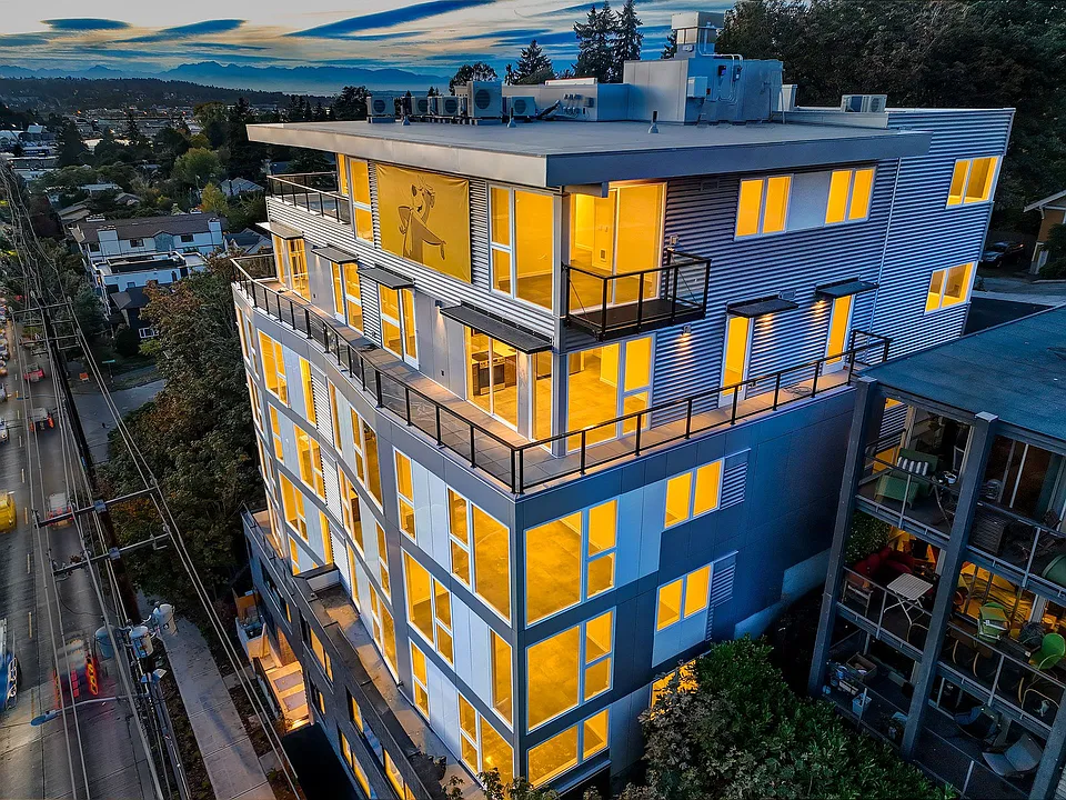 Fremont View: Modern Classic Collection