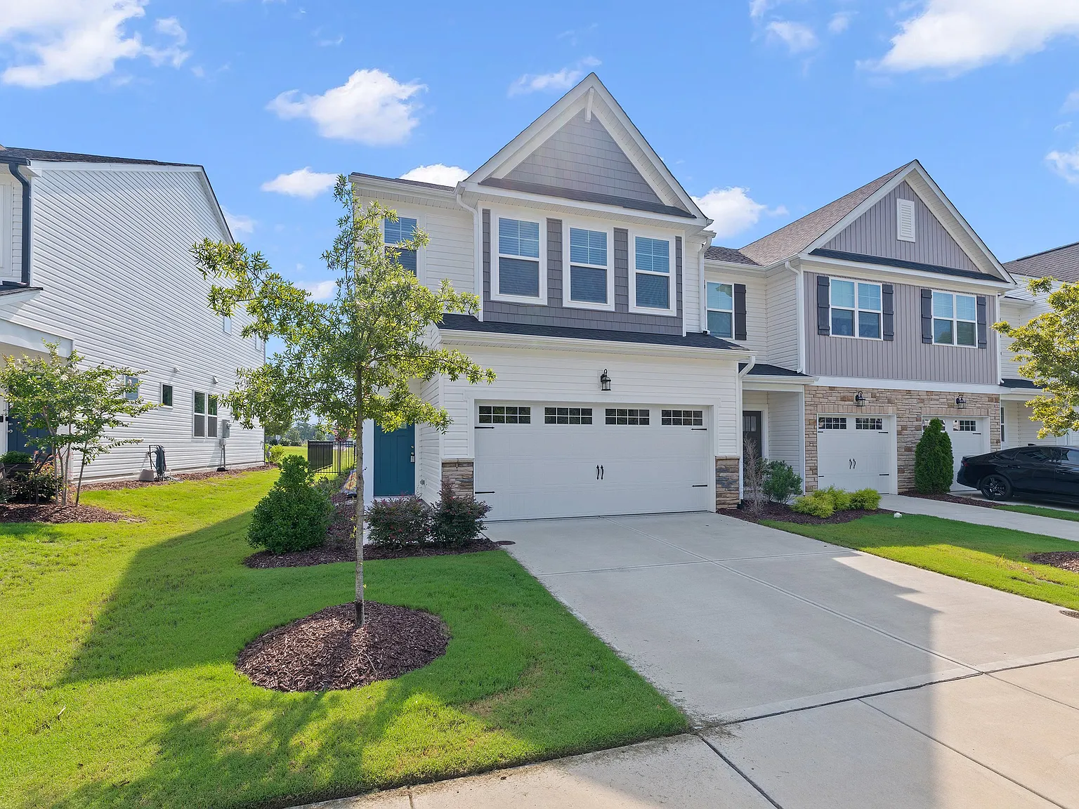 35 Village Edge Drive - 1 — Photo 3