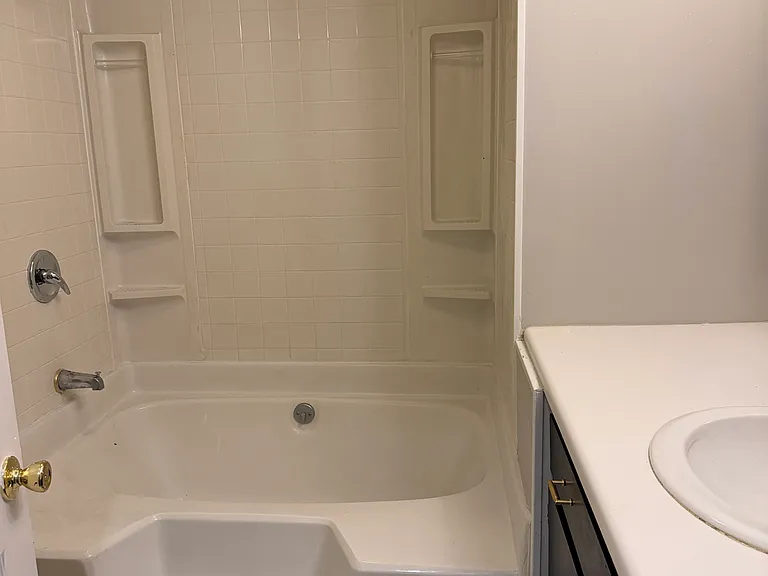 102 Plantation Rd — Photo 13