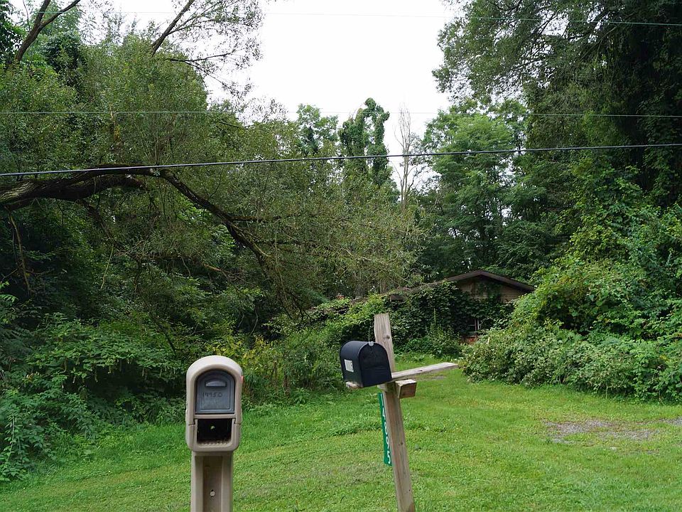 2nd image of 14950 Cloverdale Rd