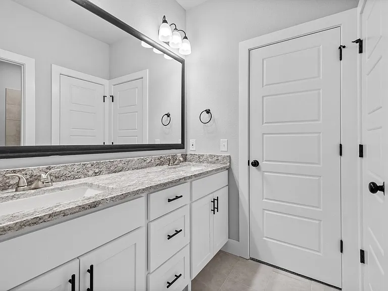 4805 SW Scarlet Oak St — Photo 23