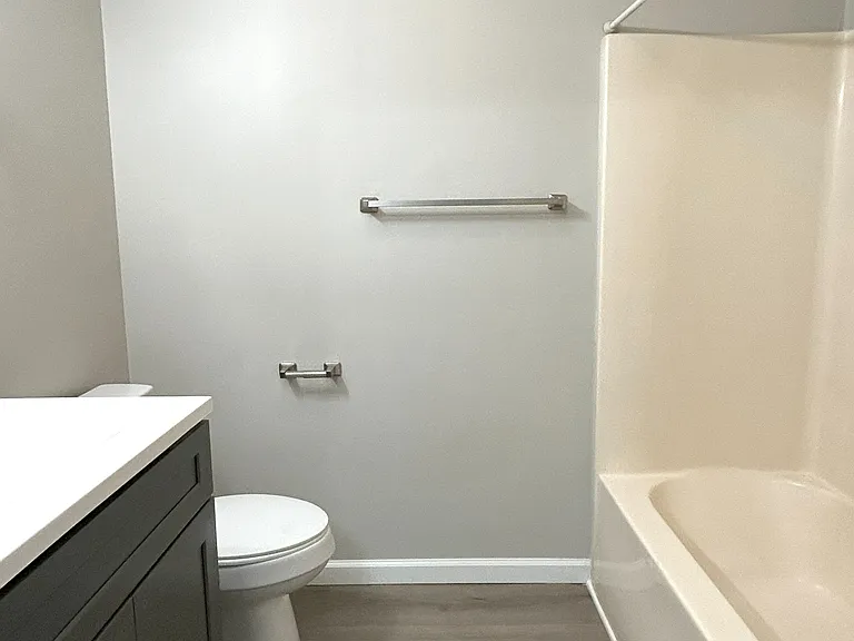 New River Farms - 4bd/2ba: Centrally Located! Pet Friendly! Call For Special Pricing! — Photo 8