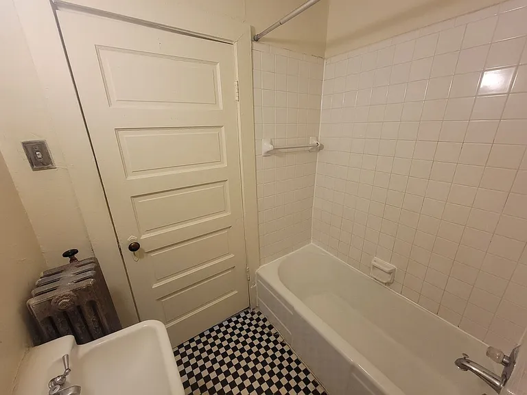 811 Walker Ave — Photo 8