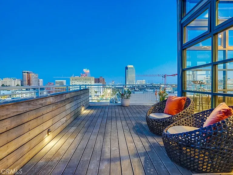 100 W 5th St #Penthouse 9B — Photo 50