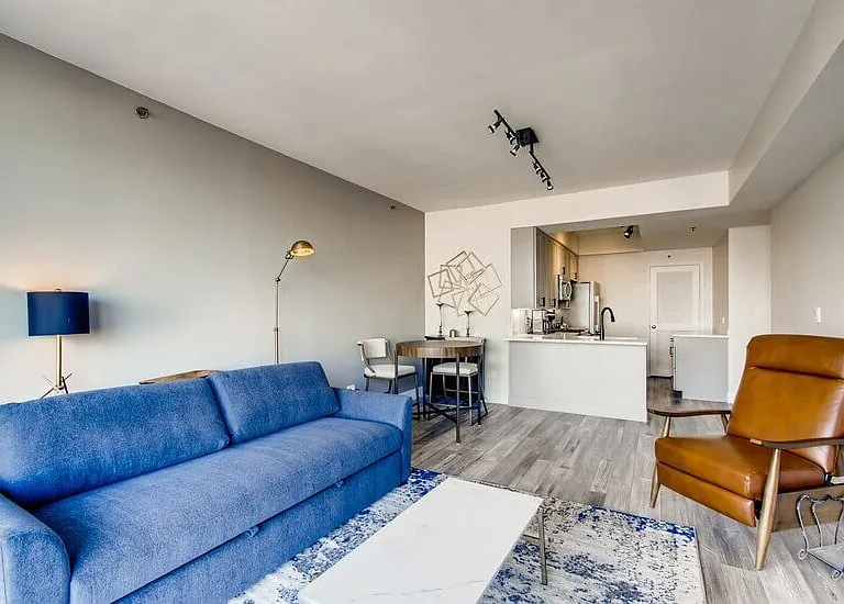 Living room 3