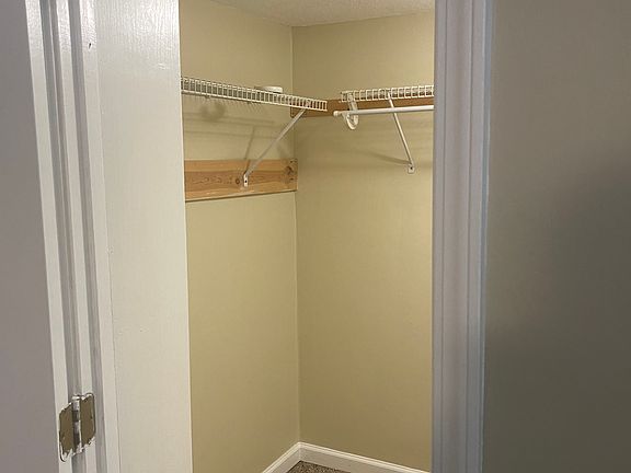 5th image of 2215 Joseph St