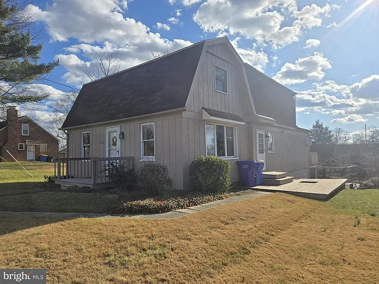 1112 Whiteford Rd — Photo 4